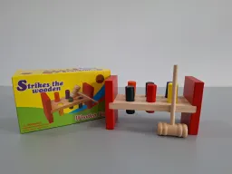 Едукативна дрвена играчка - Чекан  ЈТ-001-06